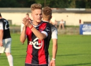 G2引发争议！莱万多夫斯基官方宣布表现优异新规观众掌声雷动