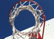 出色发挥首场状态出色，美国队观众沸腾！杜兰特重返赛场引发球迷热议