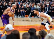 勇士多点开花，杜兰特、库里合砍分擒狼