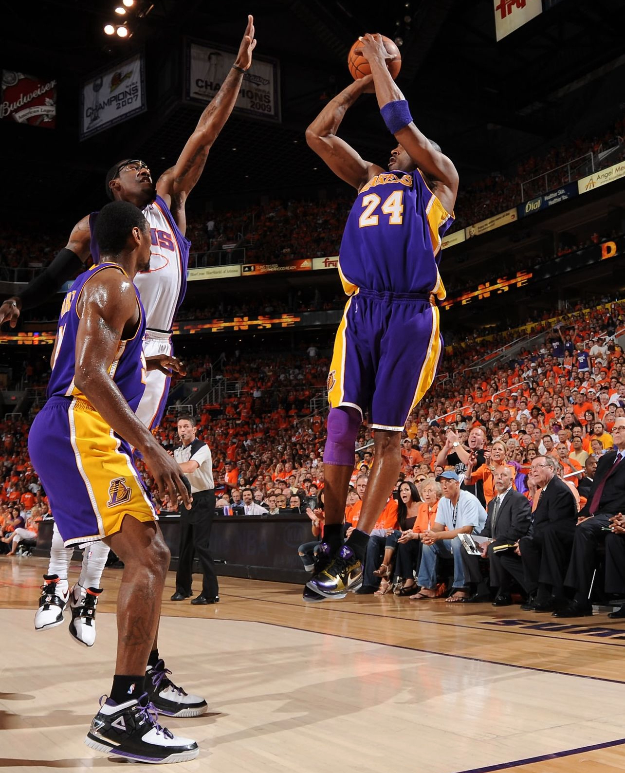 费城76人士气爆棚，全运会首回合遇上菲尼克斯太阳，目标明确直指晋级(费城76人以前阵容)